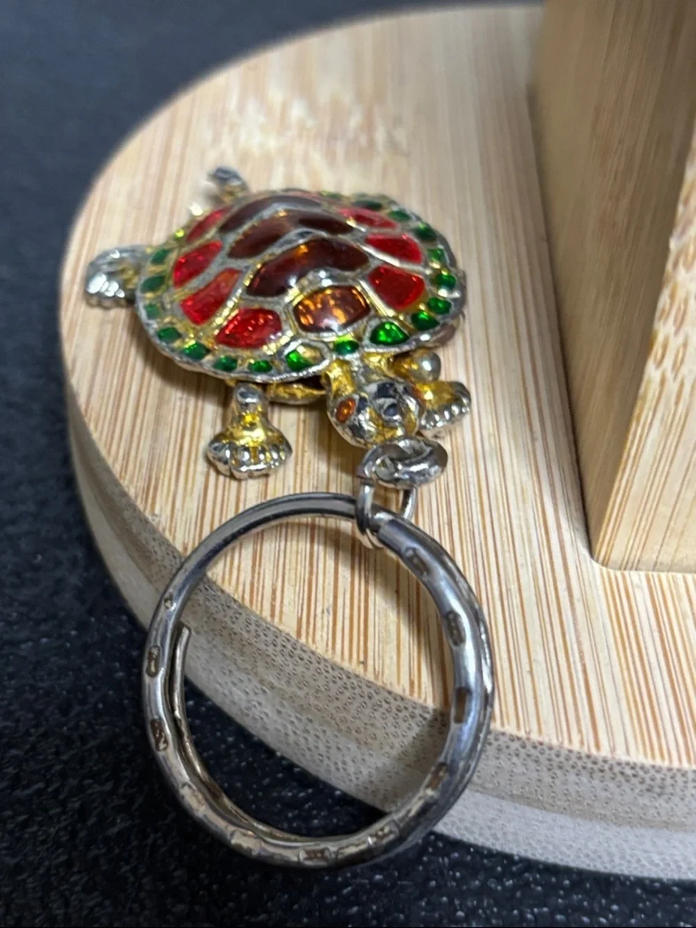 Vintage Bangkok Thailand Turtle Enamel Gold Tone Key Chain Fob Locket Hinged Box